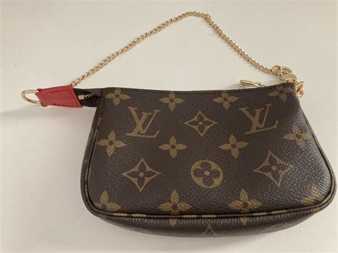 louis vuitton pochette price euro